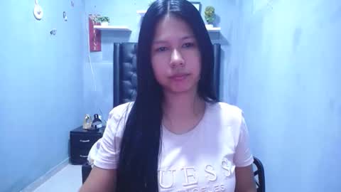 britanyx1 online show from 05/22/26, 01:17