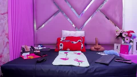 Brithany  online show from 06/25/26, 08:46