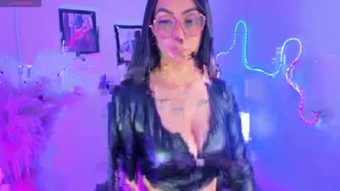 Brithany online show from 05/11/26, 04:04