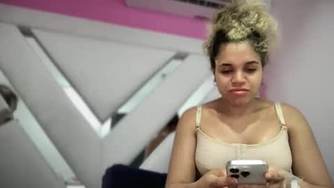 Snapshot of brithneysquirt chatting on 11/10/25, 12:42 brithneysquirt online show from 11/10/25, 12:42