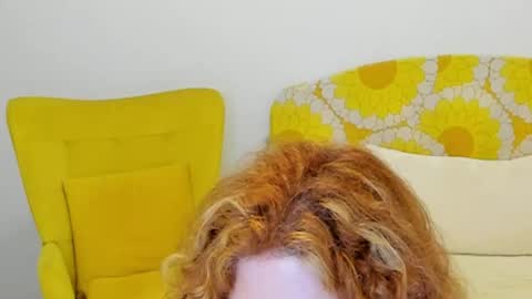 Snapshot of britishmilfpenelope chatting on 06/08/26, 01:33 Penelope online show from 06/08/26, 01:33