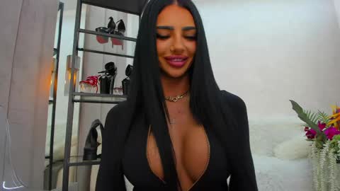 britney_charm online show from 04/08/26, 06:24