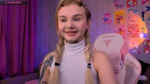 Britney online show from 03/06/26, 06:48