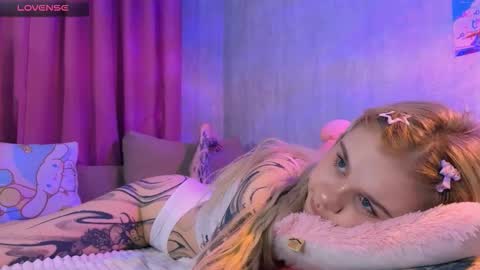 Britney online show from 03/08/26, 02:04