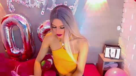 Snapshot of britney_ortega chatting on 10/21/25, 03:18 britney_ortega online show from 10/21/25, 03:18