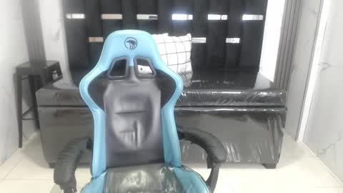 Britney  online show from 01/17/26, 02:38