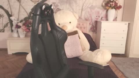 Snapshot of britneybarker chatting on 02/12/26, 03:34 britneybarker online show from 02/12/26, 03:34