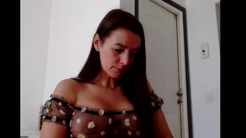 Snapshot of britneydivine chatting on 09/16/25, 09:10 Britney online show from 09/16/25, 09:10