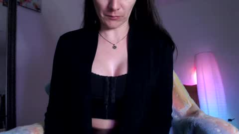 Britney online show from 04/09/26, 07:25