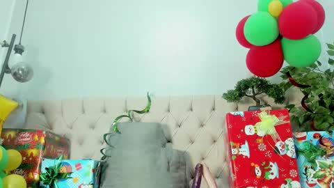 BRIYIT     online show from 12/24/24, 05:55