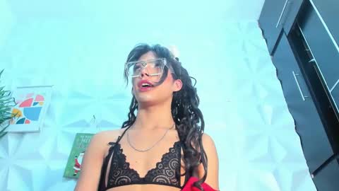 BRIYIT     online show from 01/07/25, 11:48