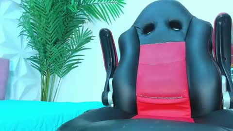 BRIYIT     online show from 01/22/25, 05:59