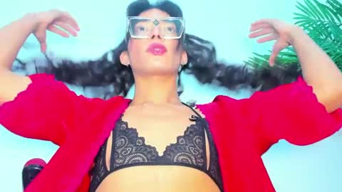 BRIYIT     online show from 02/07/25, 10:08