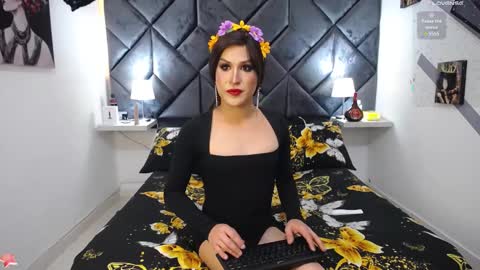 Briyith Gonza online show from 02/11/25, 05:58