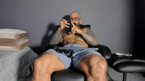 brockhurn_ online show from 04/11/26, 01:32