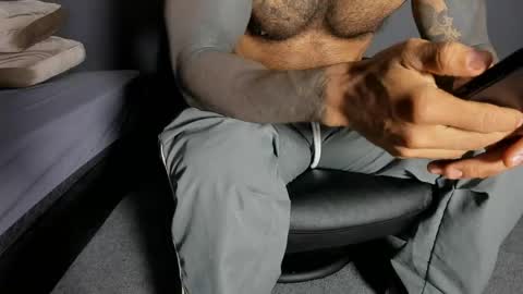 brockhurn_ online show from 05/08/26, 01:33