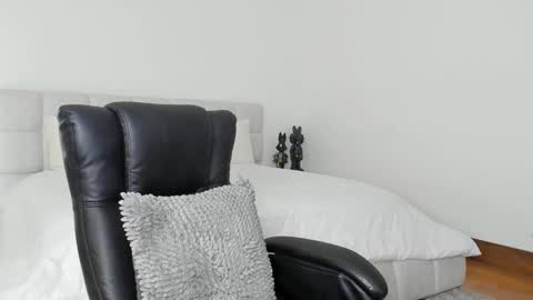 brody_dallas1 online show from 12/03/24, 08:50