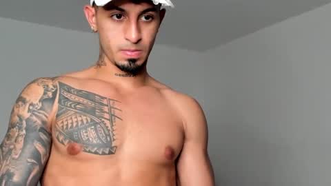 brody_dallas1 online show from 11/16/25, 10:59