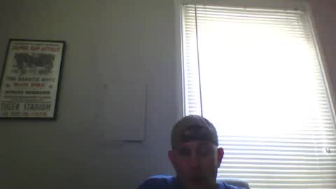 brodyb545755 online show from 12/16/25, 04:56