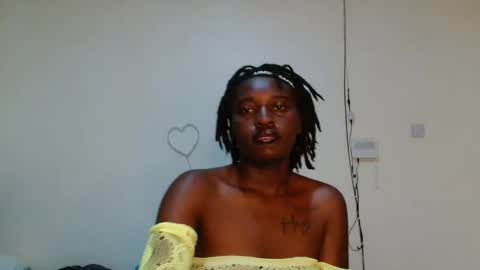 broken_haloo online show from 03/18/26, 03:20