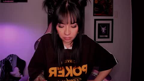 Laura online show from 01/06/26, 11:07