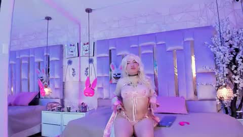     online show from 02/19/26, 01:51