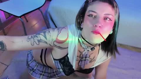     online show from 05/02/26, 04:12