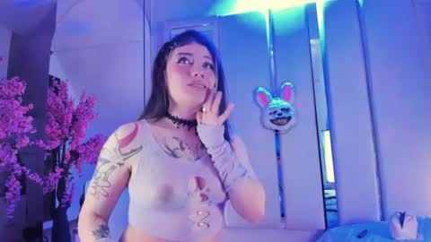     online show from 07/11/26, 03:04