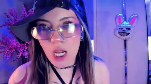     online show from 07/19/26, 02:43
