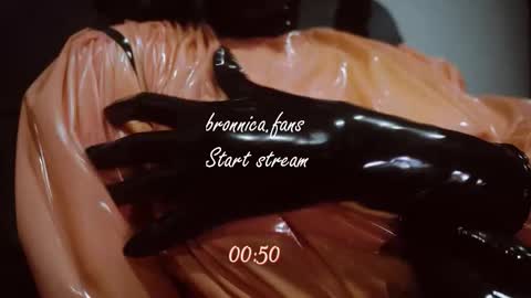 Anna online show from 10/03/25, 04:26