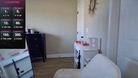 brookebee online show from 12/31/24, 08:02