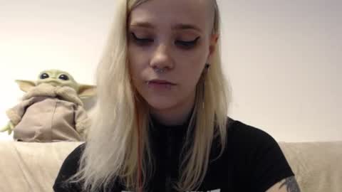 brookewylde_20 online show from 03/19/26, 04:11