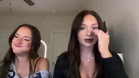 Snapshot of brookexmatthews chatting on 08/04/26, 03:32 brookexmatthews online show from 08/04/26, 03:32