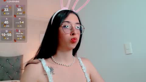 Brook Loves online show from 10/15/25, 07:36