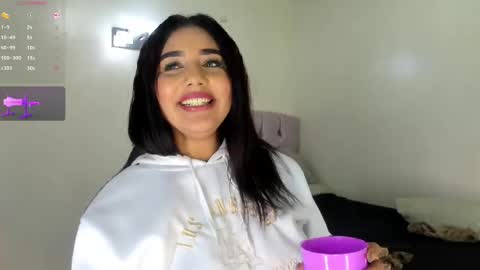 valentina online show from 02/05/25, 08:00