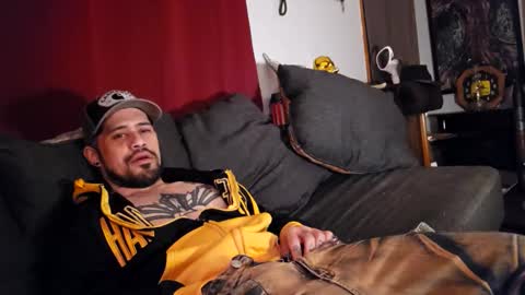 Snapshot of brownboyt chatting on 02/18/26, 03:02 brownboyt online show from 02/18/26, 03:02