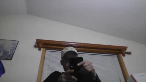 browndog5580 online show from 12/05/24, 04:20