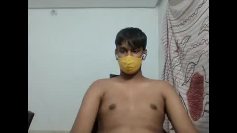 Snapshot of brownguy2505 chatting on 12/21/24, 06:02 brownguy2505 online show from 12/21/24, 06:02