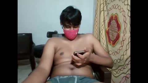 Snapshot of brownguy2505 chatting on 01/18/25, 10:17 brownguy2505 online show from 01/18/25, 10:17