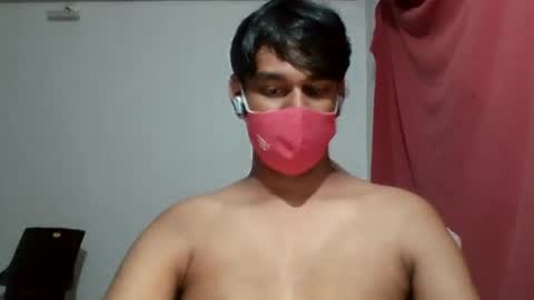 Snapshot of brownguy2505 chatting on 01/19/25, 08:19 brownguy2505 online show from 01/19/25, 08:19