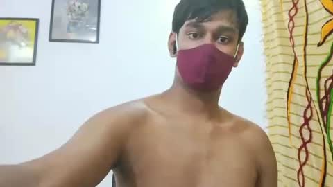 Snapshot of brownguy2505 chatting on 09/23/25, 06:44 brownguy2505 online show from 09/23/25, 06:44