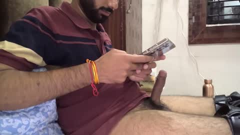 brownie_cake online show from 11/19/25, 01:55