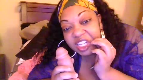 brownroundrenee online show from 03/11/25, 09:56