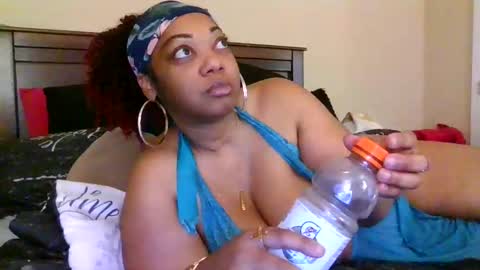 brownroundrenee online show from 09/17/25, 09:44