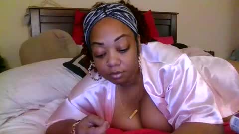 brownroundrenee online show from 02/02/26, 02:27