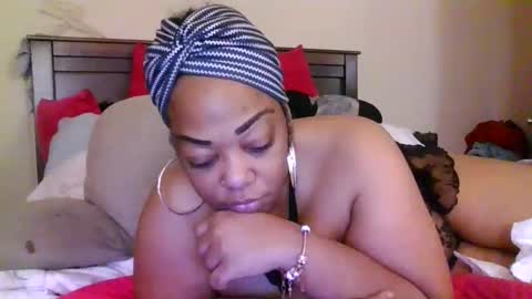 brownroundrenee online show from 02/05/26, 10:42