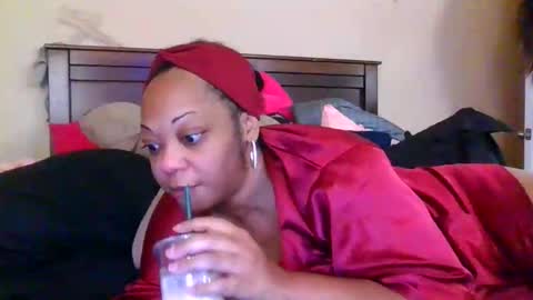 brownroundrenee online show from 06/12/26, 10:25
