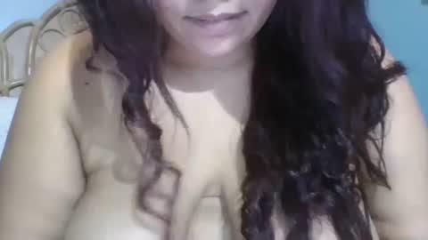 Snapshot of brownsugar0910 chatting on 09/09/25, 02:38 EtherealLilac online show from 09/09/25, 02:38