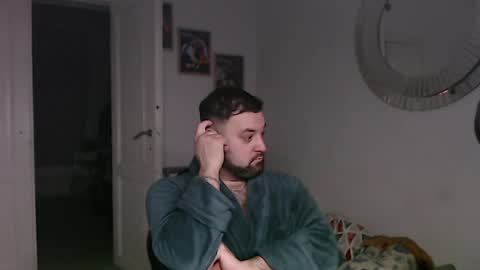 Bruce online show from 12/20/24, 05:18