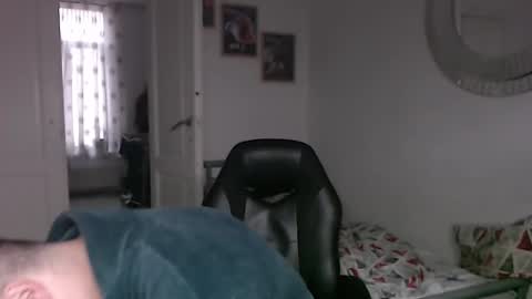 Bruce online show from 02/09/25, 08:22